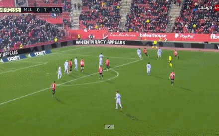 1641161430467056255.gif